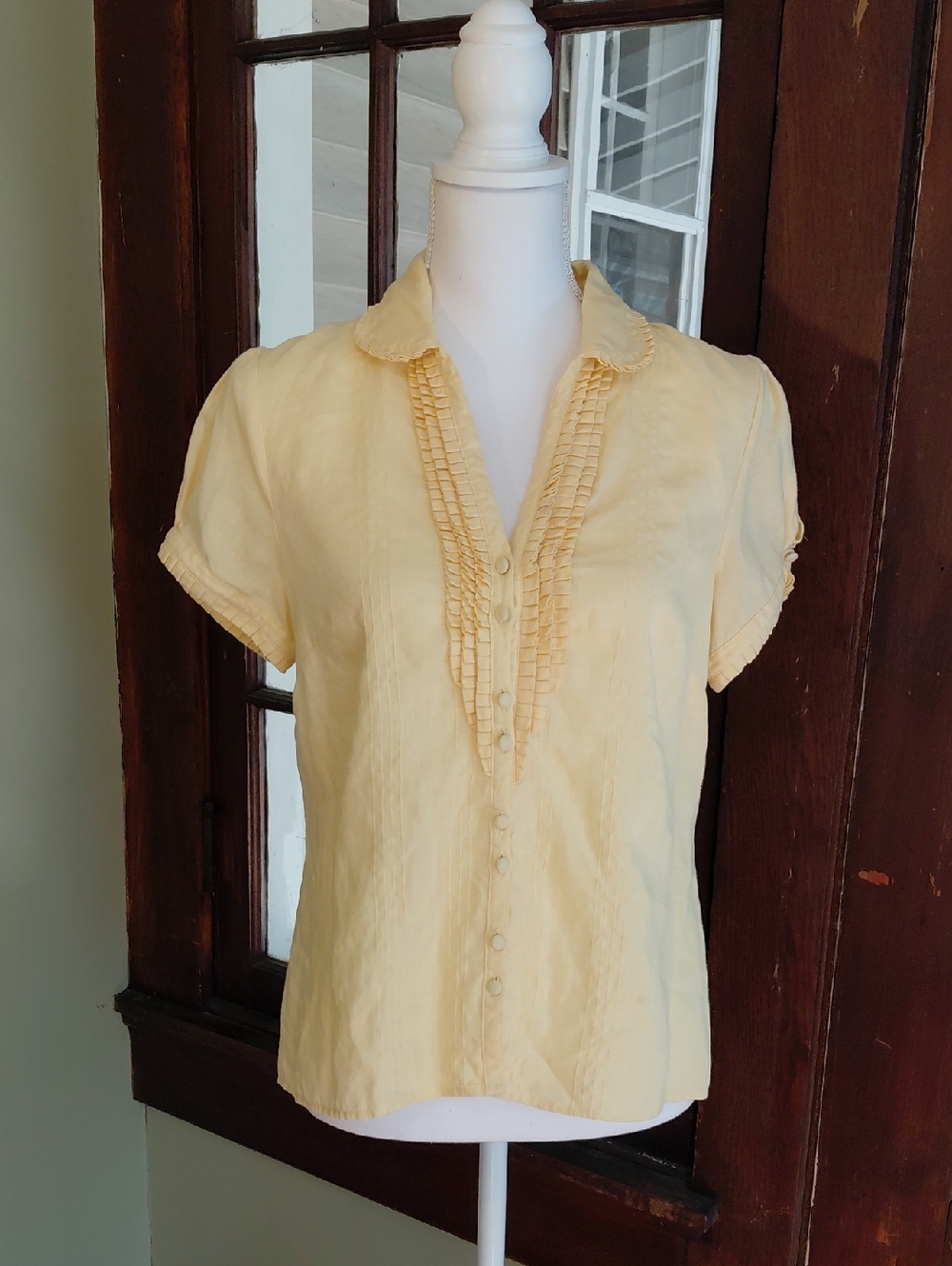 Tracy M Light Yellow Linen Ruffle-Trim Short Sleeve Blouse